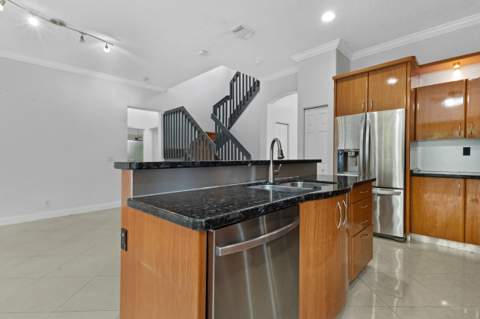 3768 SW 50th Court, Hollywood FL - photo 10 of 42