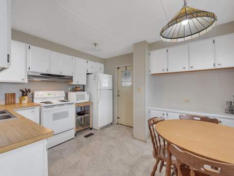 4800 SE Federal Highway #145, Stuart FL - photo 8 of 27