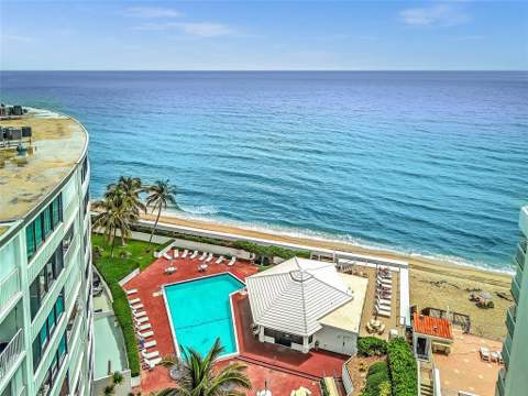 3589 S Ocean Boulevard #10, South Palm Beach FL - photo 7 of 30