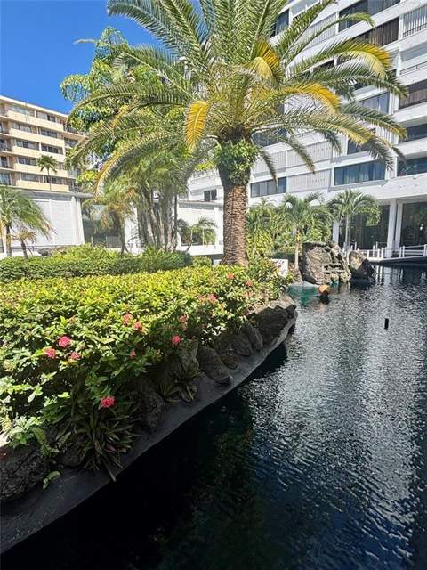 3589 S Ocean Boulevard #10, South Palm Beach FL - photo 9 of 30