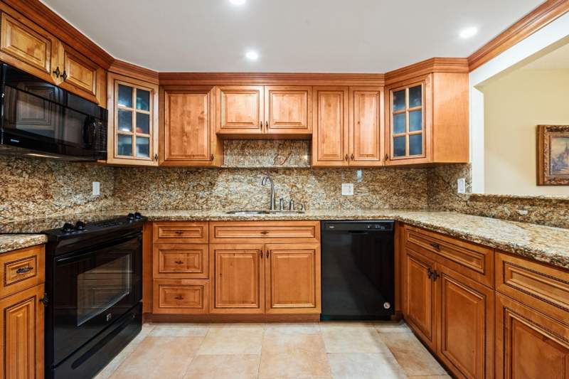 3 bedroom Condominium at 2651 S Palm Aire Drive #101, No 27 Palm-Aire Country Club, Pompano Beach — photo 2