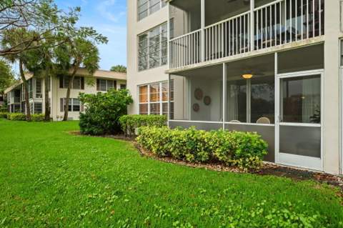 2651 S Palm Aire Drive #101, Pompano Beach FL - photo 23 of 30