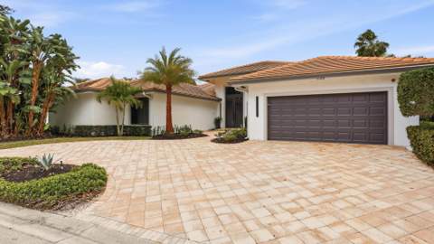 11180 Isle Brook Court, Wellington FL - photo 6 of 80