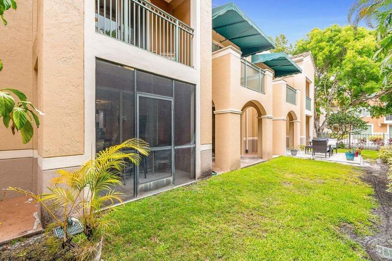 2 bedroom Townhouse at 11785 St Andrews Place #104, St Andrews At Polo Club Condo, Wellington — photo 2