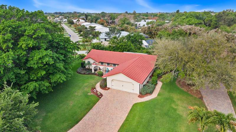 3 bedroom Single Family Residence at 4176 SE Fairway Court, Yacht & Country Club Of Stuart, Stuart — photo 4