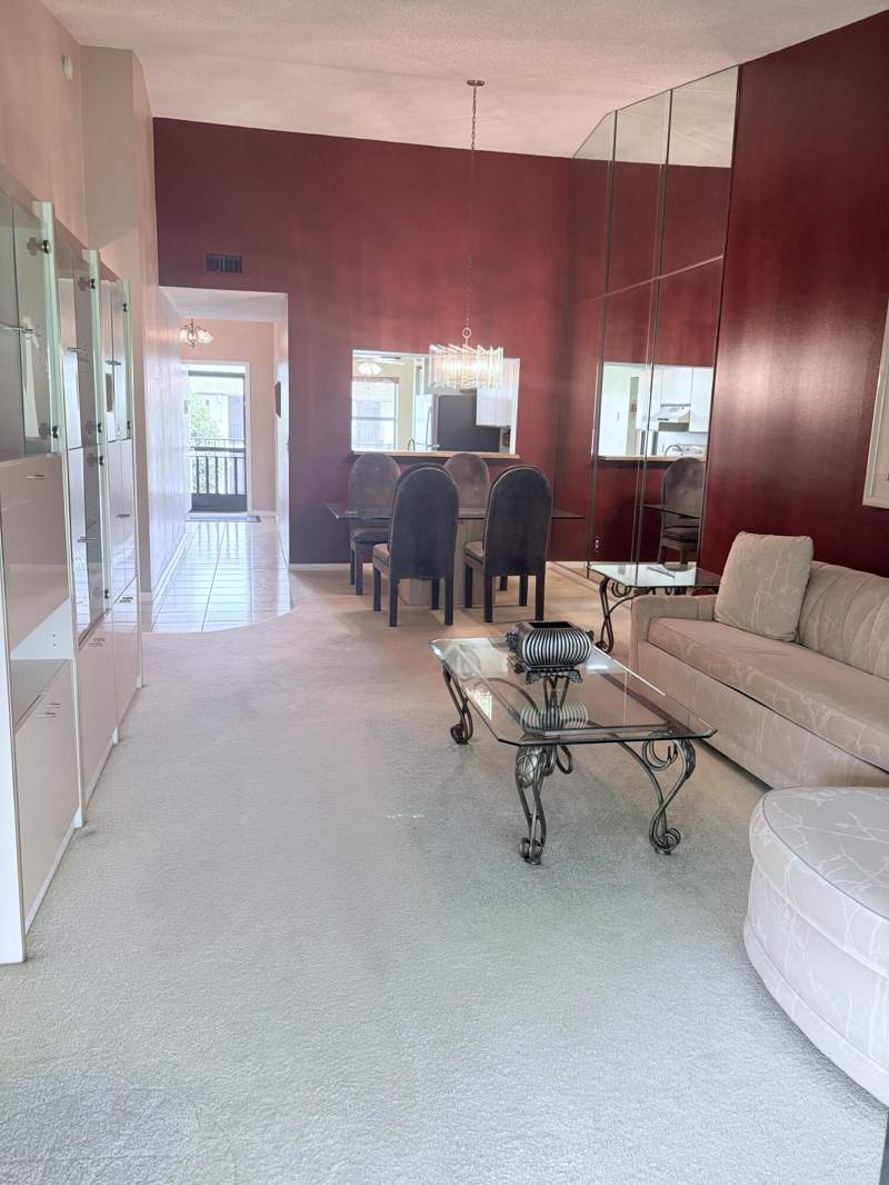 2 bedroom Condominium at 7831 Willow Spring Drive #526, Gardens of Willow Bend II, Lake Worth — photo 5