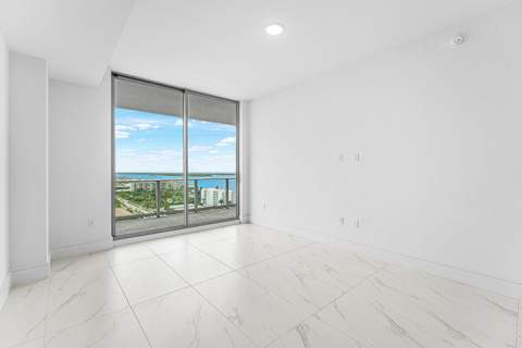 220 Lake Shore Drive #1613, Lake Park FL - photo 19 of 108