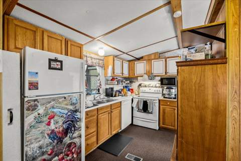 324 Mockingbird Avenue, Fort Pierce FL - photo 10 of 39