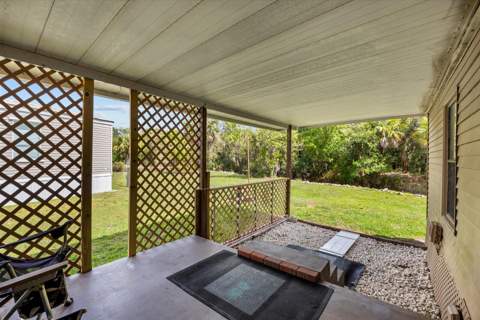 324 Mockingbird Avenue, Fort Pierce FL - photo 21 of 39