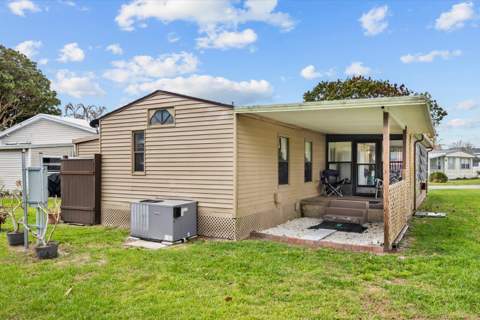324 Mockingbird Avenue, Fort Pierce FL - photo 24 of 39