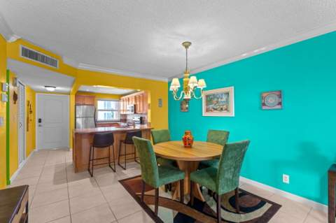 1069 Hillsboro Mile #503, Hillsboro Beach FL - photo 12 of 53