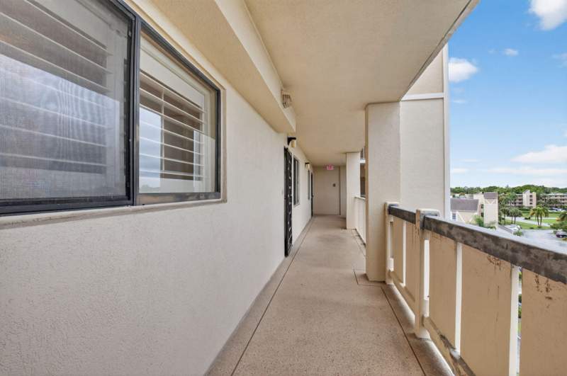 2 bedroom Condominium at 6866 Huntington Lane #607, Huntington Lakes Sec Two Condos, Delray Beach — photo 2