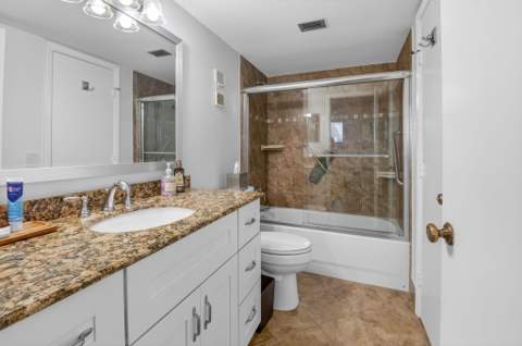 6866 Huntington Lane #607, Delray Beach FL - photo 19 of 63