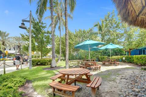 630 NW 15th Avenue, Pompano Beach FL - photo 12 of 15