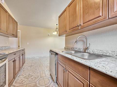 556 E Ridge Cir Circle, Boynton Beach FL - photo 16 of 39