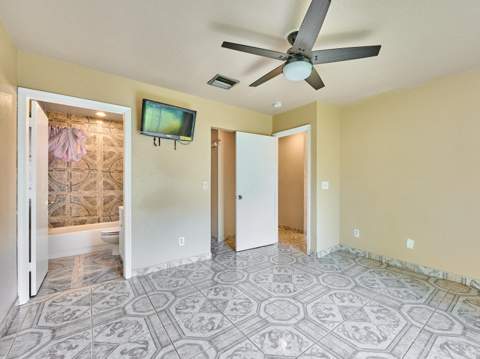 556 E Ridge Cir Circle, Boynton Beach FL - photo 22 of 39