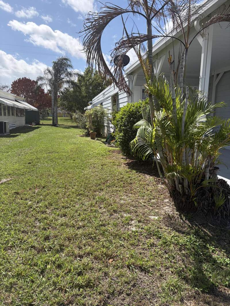 2 bedroom Manufactured Home at 129 E Caribbean, Spanish lakes golf village, Port St. Lucie — photo 4