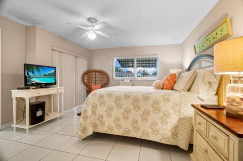 8713 NW 10th Street #C101, Plantation FL - photo 18 of 48