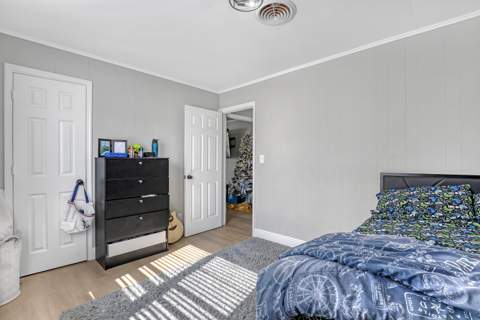 731 50th Street, West Palm Beach FL - photo 11 of 31