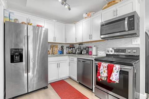731 50th Street, West Palm Beach FL - photo 22 of 31