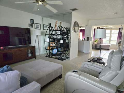 4504 NW 43rd Terrace, Tamarac FL - photo 9 of 28