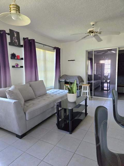 4504 NW 43rd Terrace, Tamarac FL - photo 13 of 28