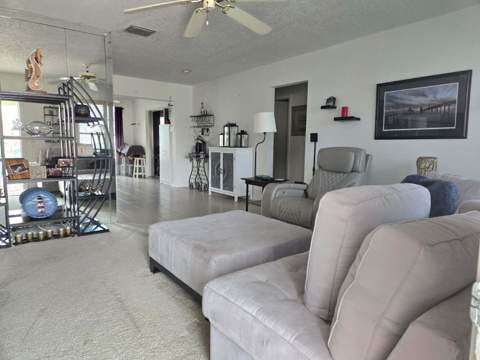 4504 NW 43rd Terrace, Tamarac FL - photo 8 of 28