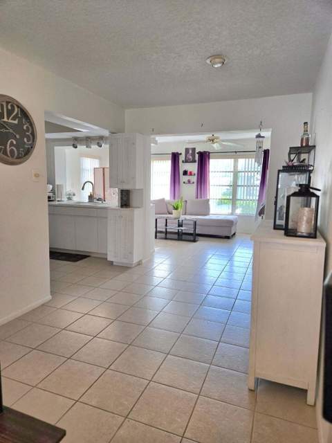 4504 NW 43rd Terrace, Tamarac FL - photo 11 of 28