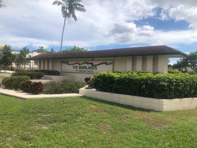 2 bedroom Single Family Residence at 4504 NW 43rd Terrace, Mainlands Of Tamarac Lakes, Tamarac — photo 2