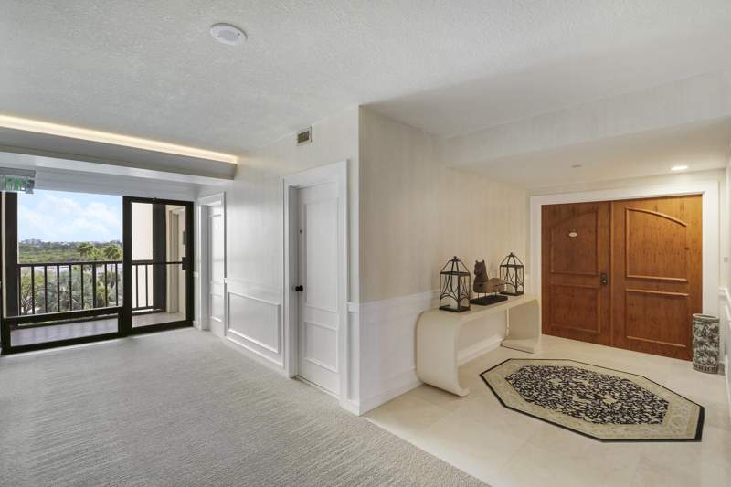 3 bedroom Condominium at 3322 Casseekey Island Road #604, Southporte One At Jonathans Landing Condo, Jupiter — photo 2