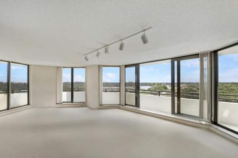 3322 Casseekey Island Road #604, Jupiter FL - photo 13 of 56