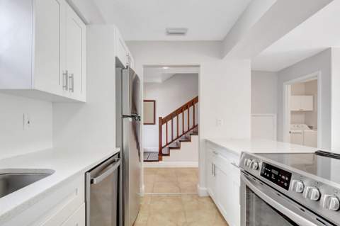 1506 Wharf Lane, Greenacres FL - photo 14 of 34