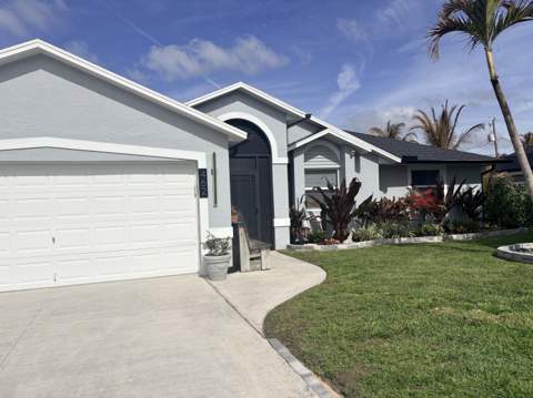 462 SE Cork Road, Port St. Lucie FL - photo 8 of 59