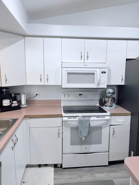 462 SE Cork Road, Port St. Lucie FL - photo 20 of 59