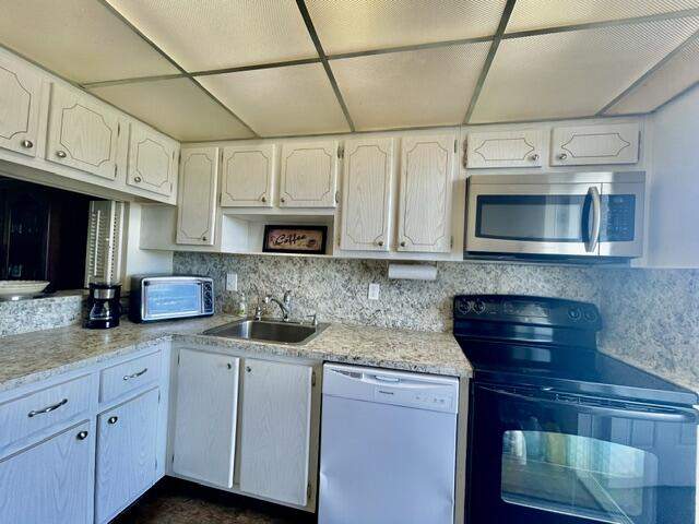 2 bedroom Condominium at 400 SE 10th Street #308, Deerfield Beach Gardens Condo, Deerfield Beach — photo 5