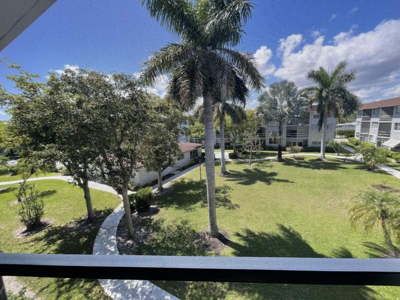 2 bedroom Condominium at 400 SE 10th Street #308, Deerfield Beach Gardens Condo, Deerfield Beach — photo 4