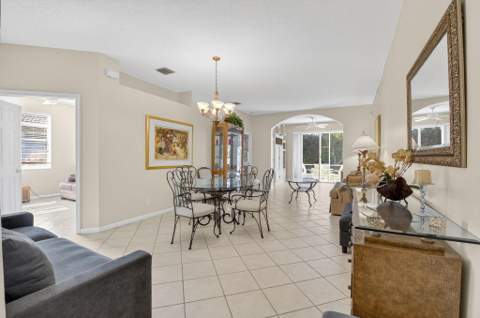 10612 Royal Caribbean Circle, Boynton Beach FL - photo 8 of 63