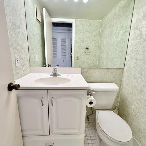 2009 Berkshire A, Deerfield Beach FL - photo 15 of 56