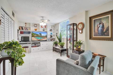 6461 NW 2nd Avenue #116, Boca Raton FL - photo 12 of 73