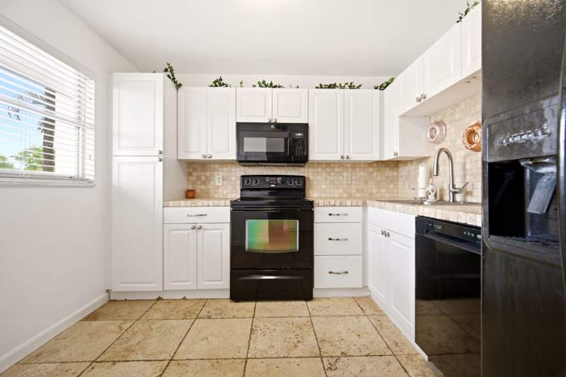1 bedroom Condominium at 3593 Birdie Drive #203, Poinciana Place Condo A,B And C, Lake Worth — photo 4