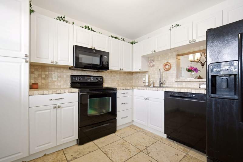 1 bedroom Condominium at 3593 Birdie Drive #203, Poinciana Place Condo A,B And C, Lake Worth — photo 5