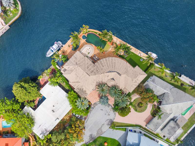 6 bedroom Single Family Residence at 2593 SE 8th Street, SANTA BARBARA SHORES, Pompano Beach — photo 5