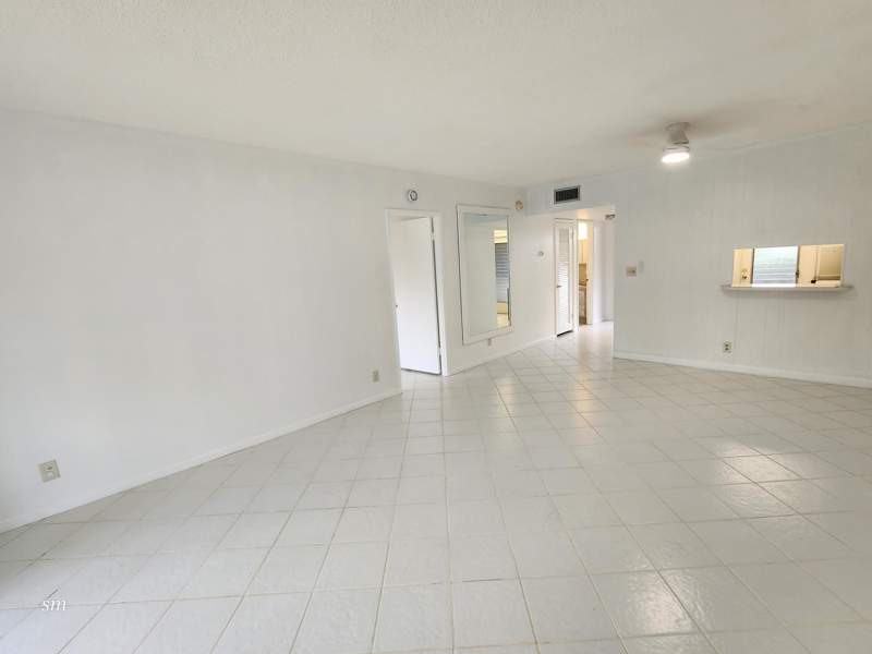 1 bedroom Condominium at 4900 Washington Street #309, Hillcrest country Club 11, Hollywood — photo 4