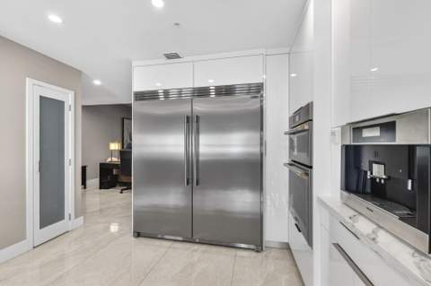 724 SW 1st Avenue, Pompano Beach FL - photo 18 of 73