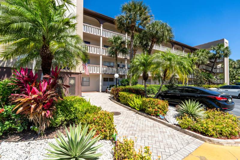 2 bedroom Condominium at 3201 Portofino Point #D3, Portofino Village 2-C Condo, Coconut Creek — photo 3