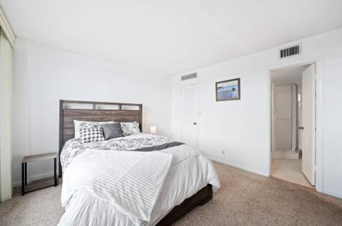 1050 Hillsboro Mile #Unit 203w, Hillsboro Beach FL - photo 20 of 30