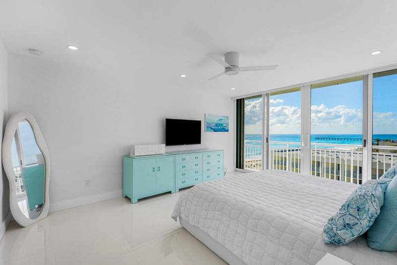 2 bedroom Stock Cooperative at 2780 S Ocean Boulevard #805, Ambassador II Corp, Palm Beach — photo 5
