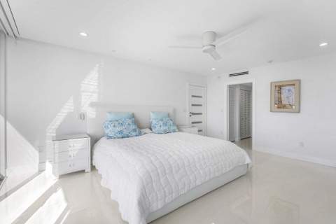 2780 S Ocean Boulevard #805, Palm Beach FL - photo 12 of 47