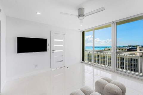 2780 S Ocean Boulevard #805, Palm Beach FL - photo 17 of 47