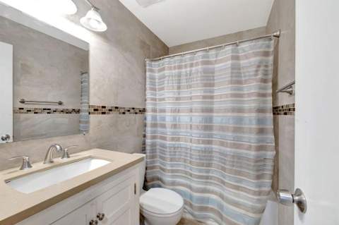 8605 W Sample Road #311, Coral Springs FL - photo 7 of 13